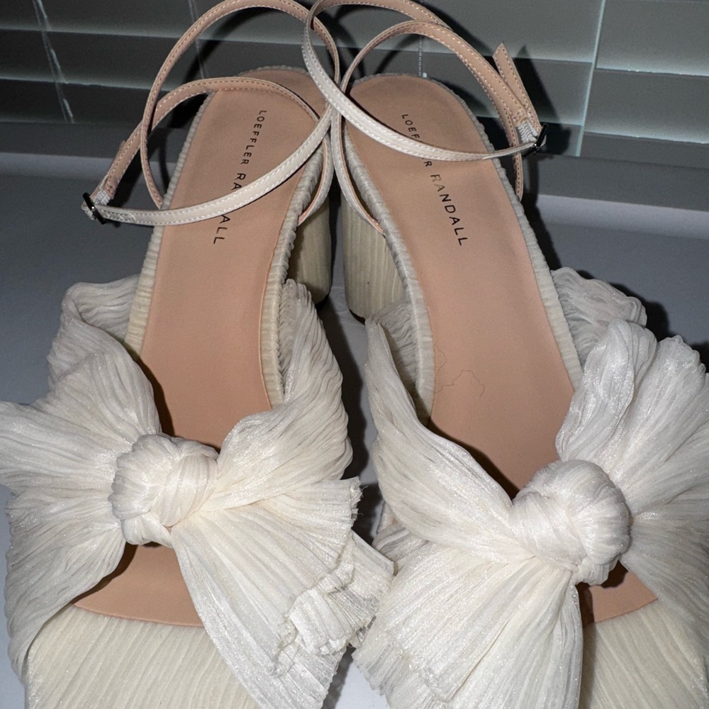 Loeffler Randall Camilla pleated pearl bow sandals 12 - Picture 3 of 5
